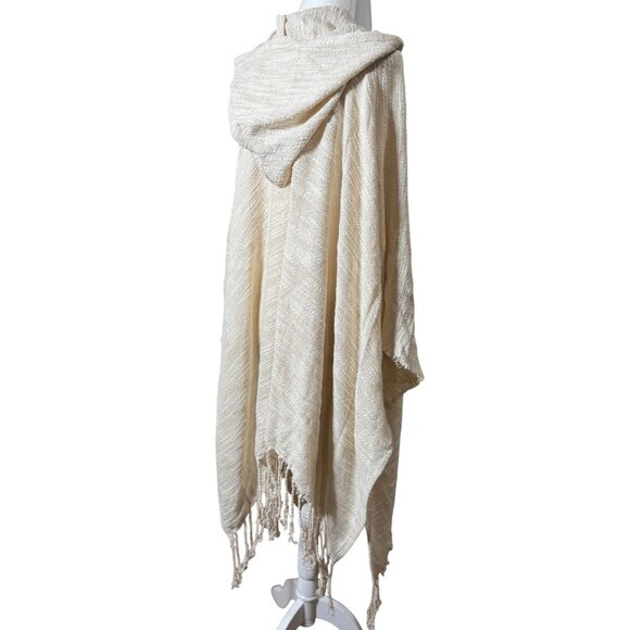 NEW Free People OS Hooded Fringe Poncho Ruana Raw Hem Boho Beige Wrap Cardigan - Picture 4 of 11